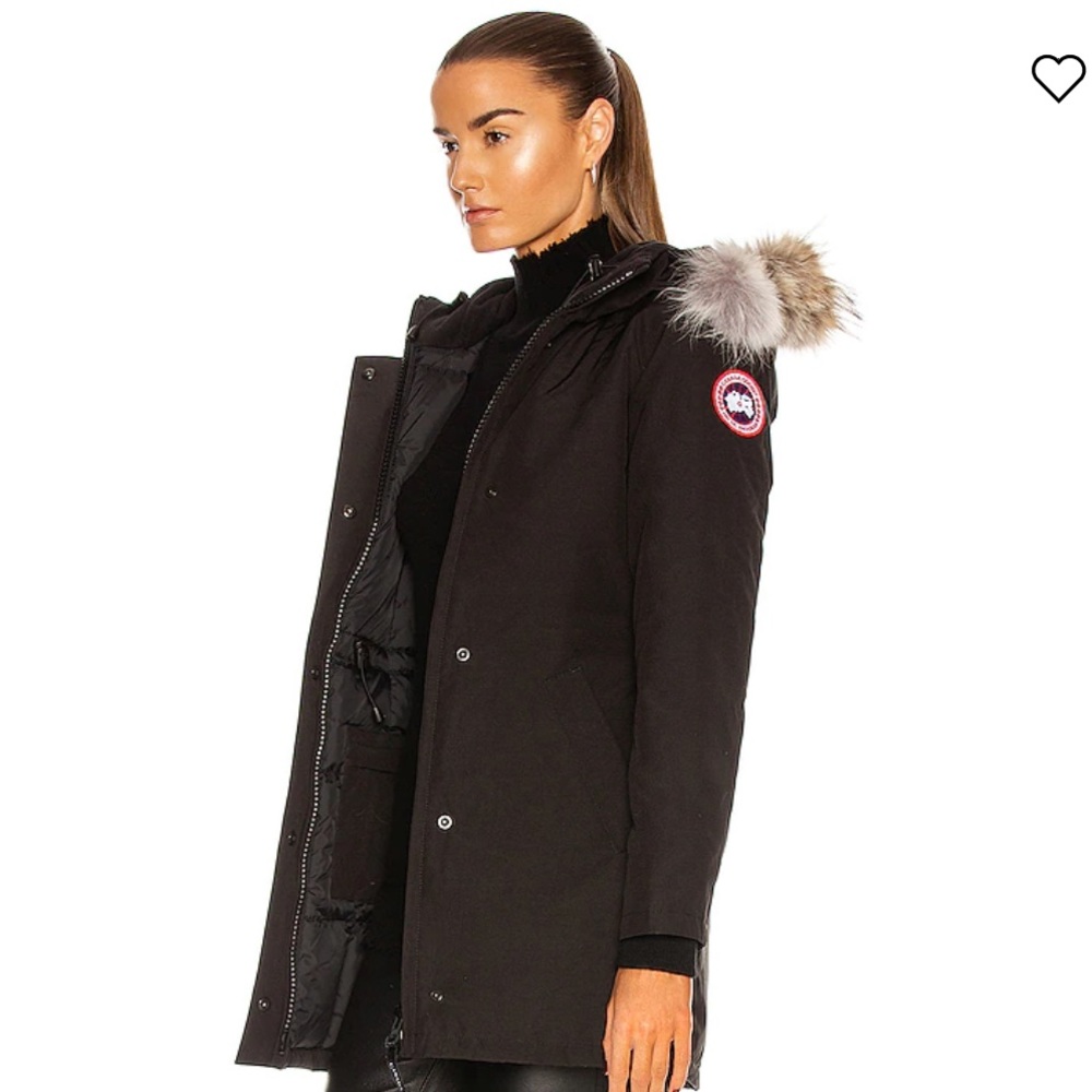 CANADA GOOSE Victoria Parka With Coyote Fur NEW WITH TAGS. Runs Small